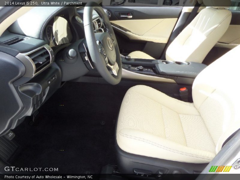 Ultra White / Parchment 2014 Lexus IS 250
