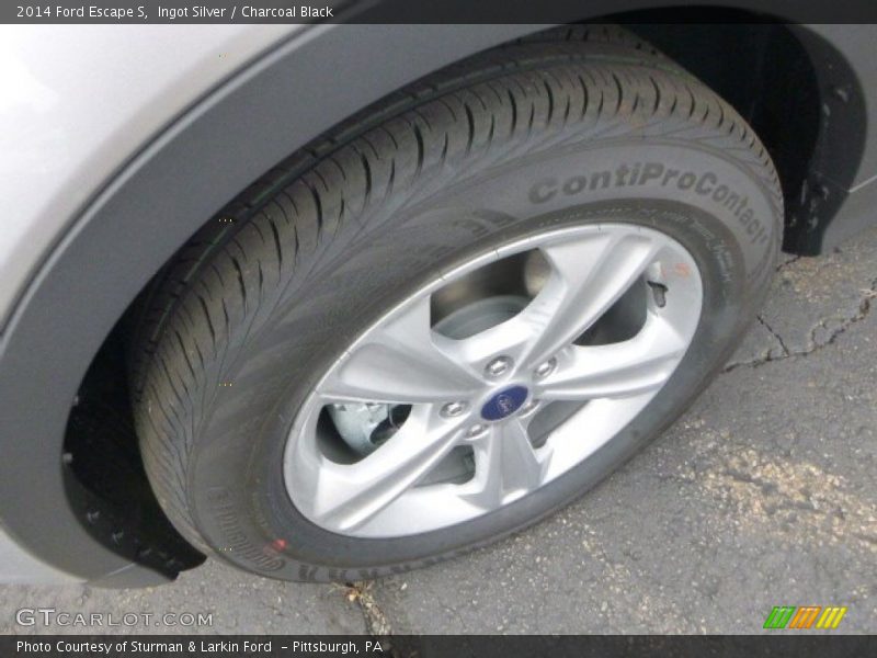 Ingot Silver / Charcoal Black 2014 Ford Escape S