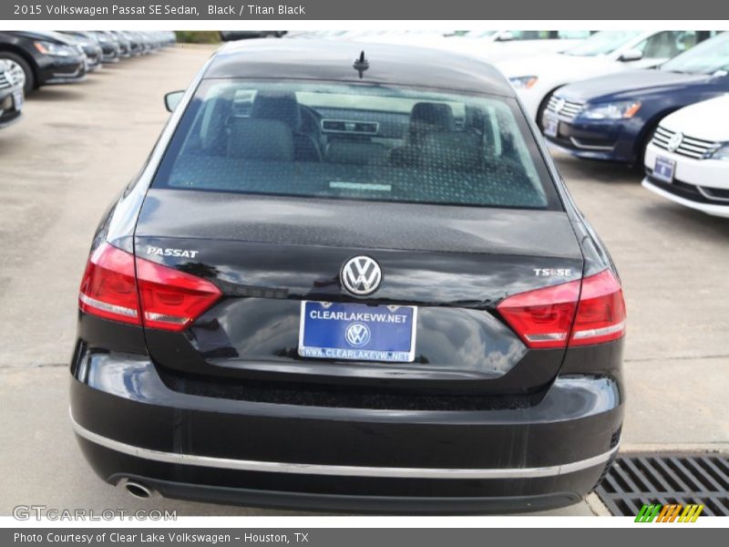 Black / Titan Black 2015 Volkswagen Passat SE Sedan