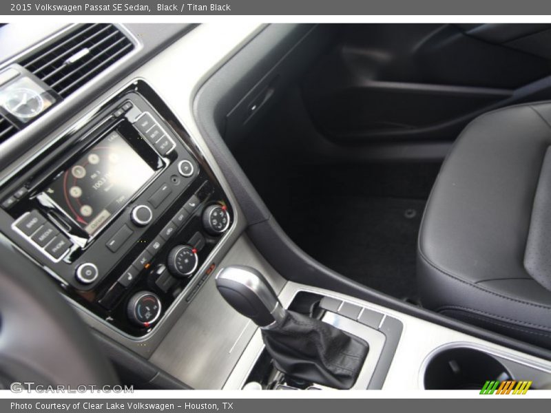 Black / Titan Black 2015 Volkswagen Passat SE Sedan