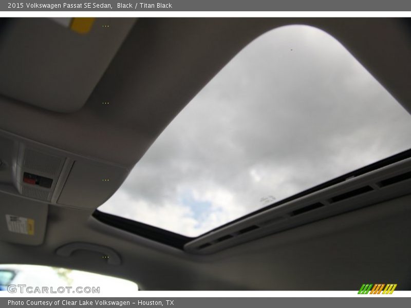 Black / Titan Black 2015 Volkswagen Passat SE Sedan