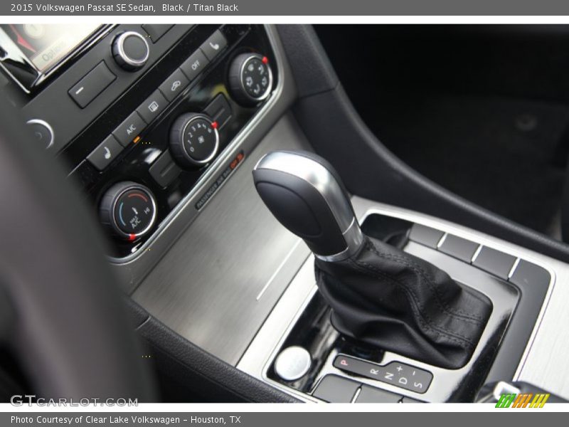 Black / Titan Black 2015 Volkswagen Passat SE Sedan