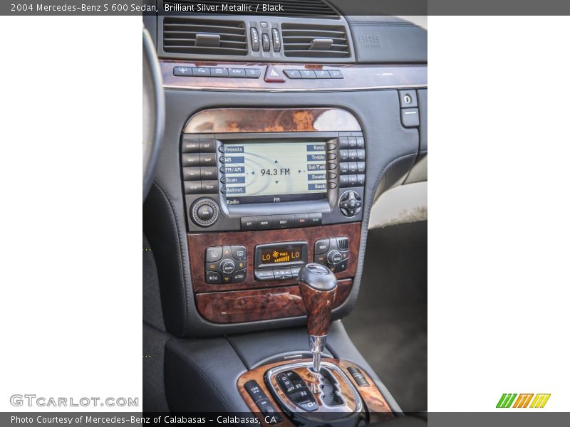 Controls of 2004 S 600 Sedan