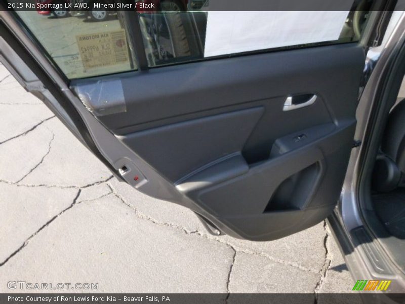 Mineral Silver / Black 2015 Kia Sportage LX AWD