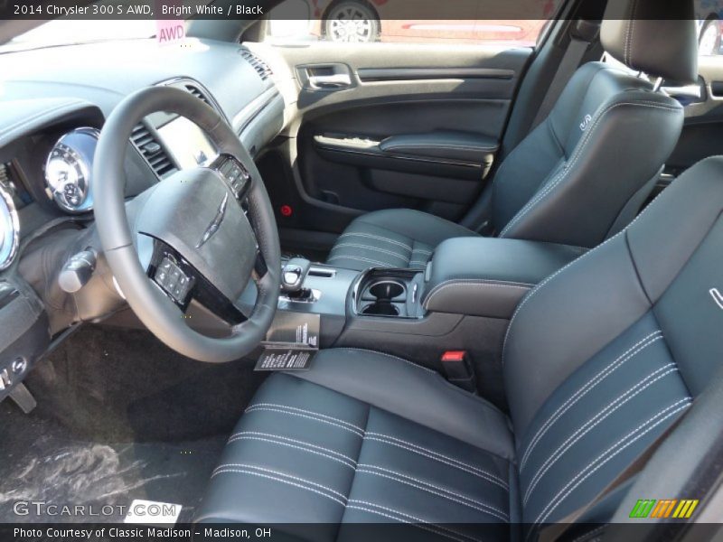 Bright White / Black 2014 Chrysler 300 S AWD