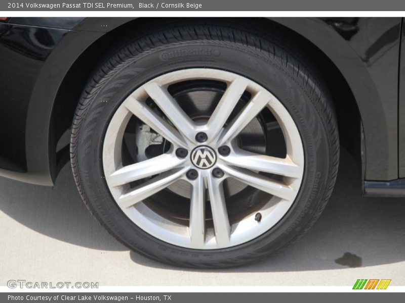 Black / Cornsilk Beige 2014 Volkswagen Passat TDI SEL Premium