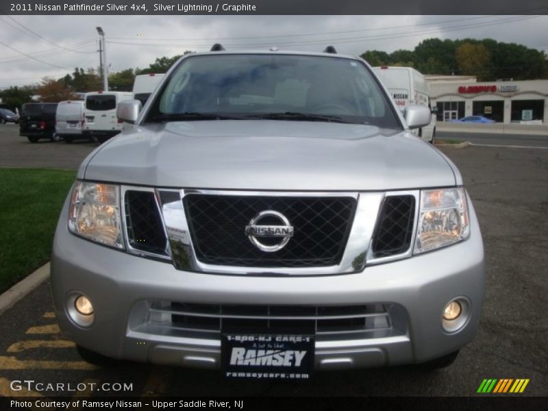 Silver Lightning / Graphite 2011 Nissan Pathfinder Silver 4x4