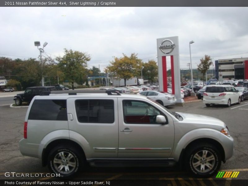 Silver Lightning / Graphite 2011 Nissan Pathfinder Silver 4x4