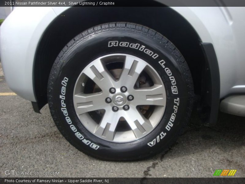 Silver Lightning / Graphite 2011 Nissan Pathfinder Silver 4x4