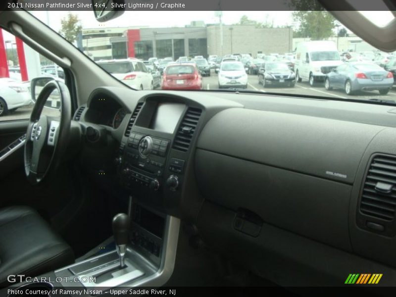 Silver Lightning / Graphite 2011 Nissan Pathfinder Silver 4x4