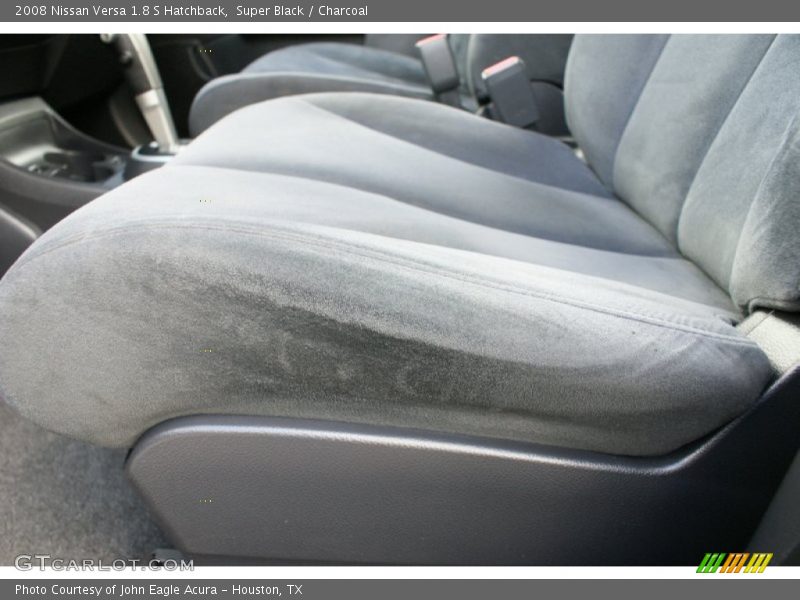 Super Black / Charcoal 2008 Nissan Versa 1.8 S Hatchback