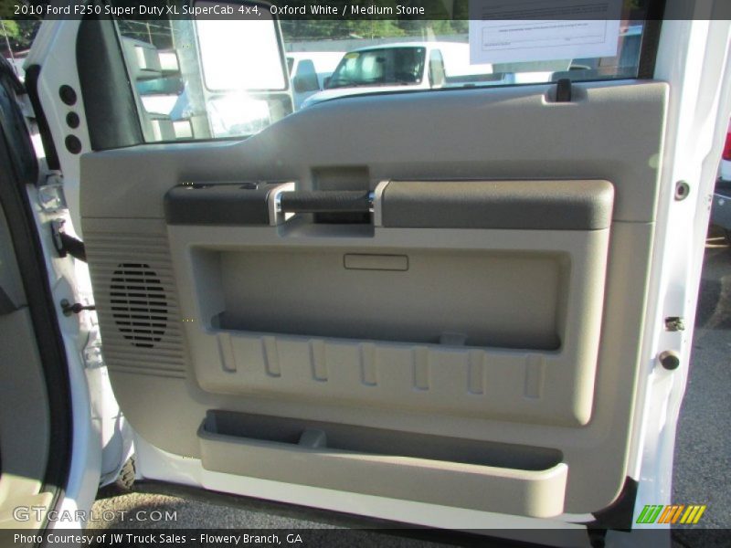 Oxford White / Medium Stone 2010 Ford F250 Super Duty XL SuperCab 4x4