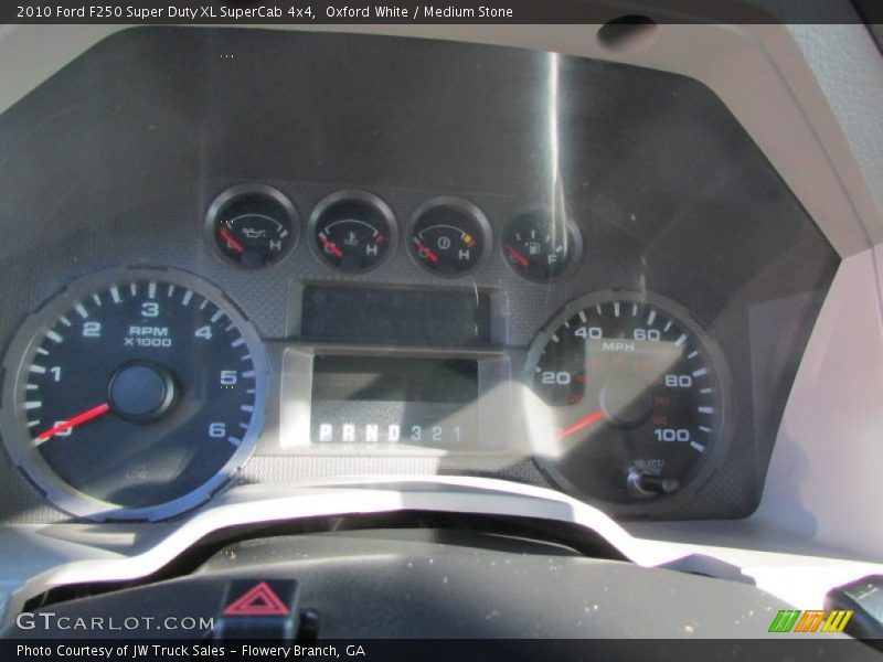 Oxford White / Medium Stone 2010 Ford F250 Super Duty XL SuperCab 4x4