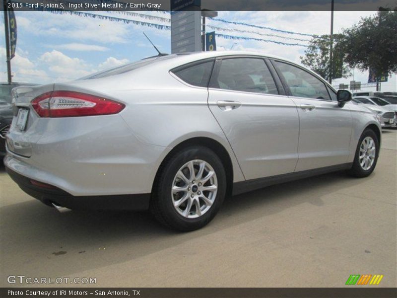 Ingot Silver Metallic / Earth Gray 2015 Ford Fusion S