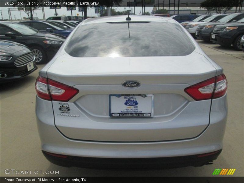 Ingot Silver Metallic / Earth Gray 2015 Ford Fusion S