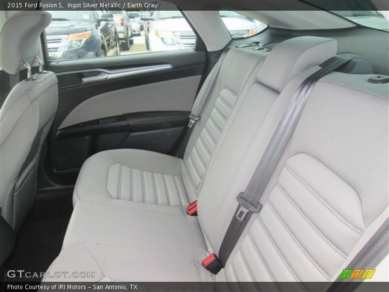 Ingot Silver Metallic / Earth Gray 2015 Ford Fusion S
