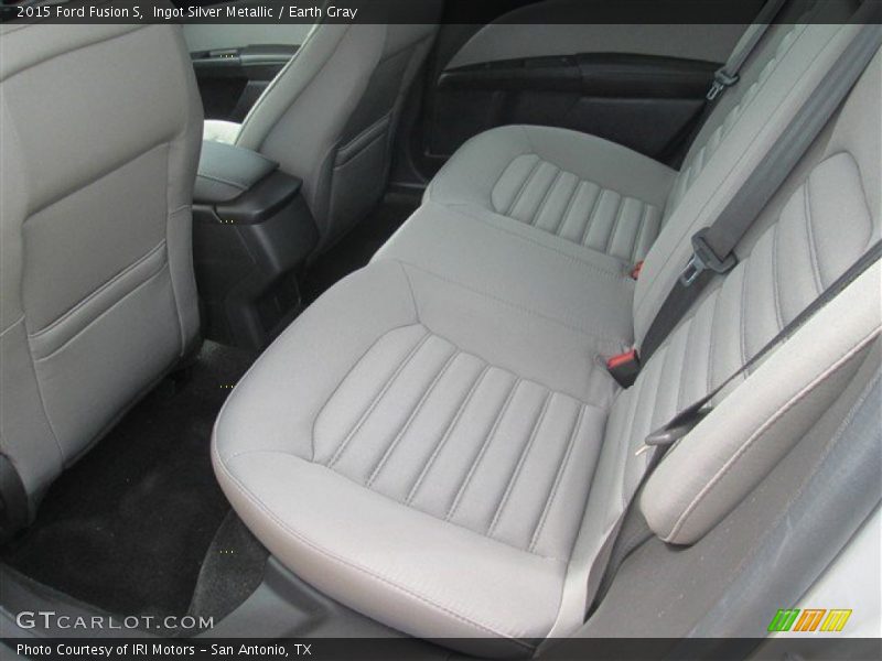 Ingot Silver Metallic / Earth Gray 2015 Ford Fusion S