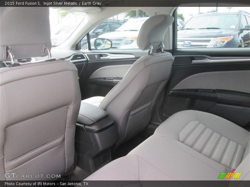 Ingot Silver Metallic / Earth Gray 2015 Ford Fusion S