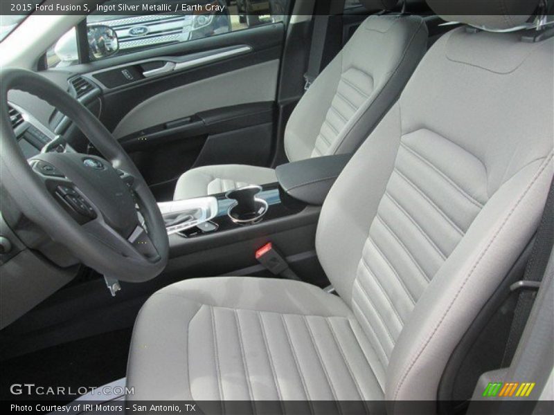 Ingot Silver Metallic / Earth Gray 2015 Ford Fusion S