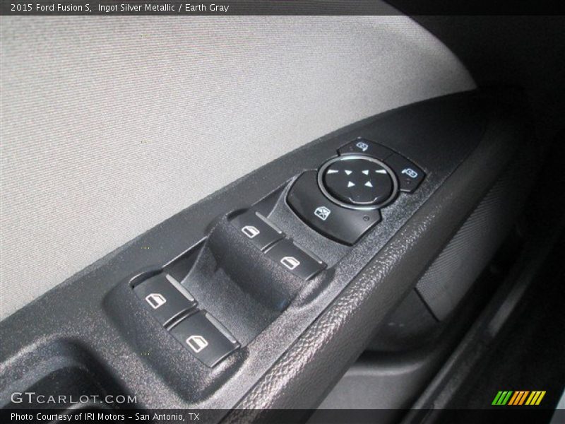 Ingot Silver Metallic / Earth Gray 2015 Ford Fusion S