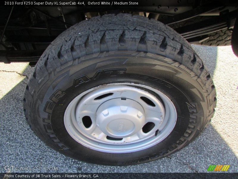 Oxford White / Medium Stone 2010 Ford F250 Super Duty XL SuperCab 4x4
