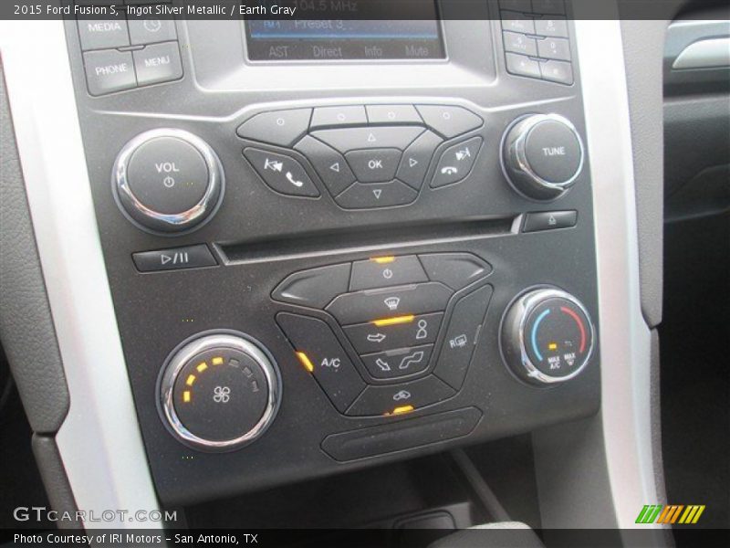 Ingot Silver Metallic / Earth Gray 2015 Ford Fusion S