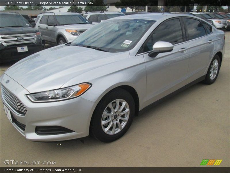 Ingot Silver Metallic / Earth Gray 2015 Ford Fusion S