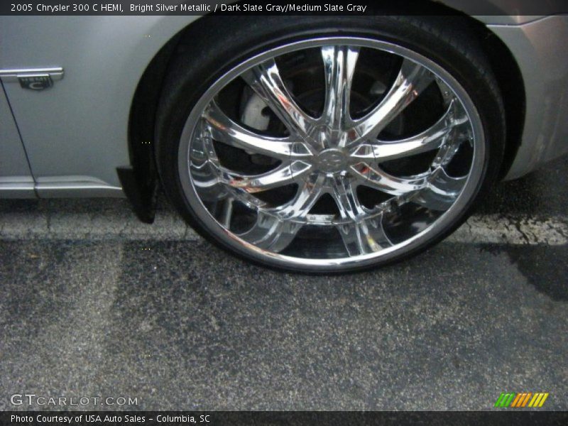 Bright Silver Metallic / Dark Slate Gray/Medium Slate Gray 2005 Chrysler 300 C HEMI