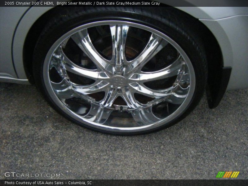 Bright Silver Metallic / Dark Slate Gray/Medium Slate Gray 2005 Chrysler 300 C HEMI