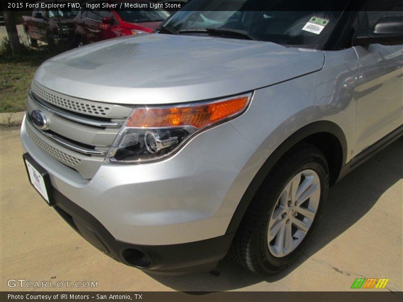 Ingot Silver / Medium Light Stone 2015 Ford Explorer FWD