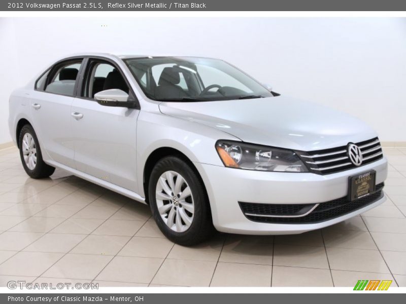 Reflex Silver Metallic / Titan Black 2012 Volkswagen Passat 2.5L S