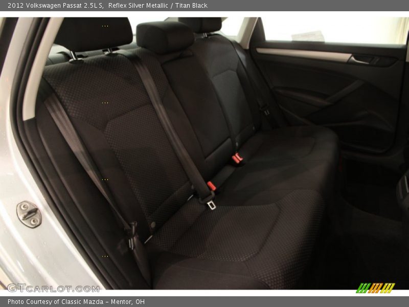 Reflex Silver Metallic / Titan Black 2012 Volkswagen Passat 2.5L S