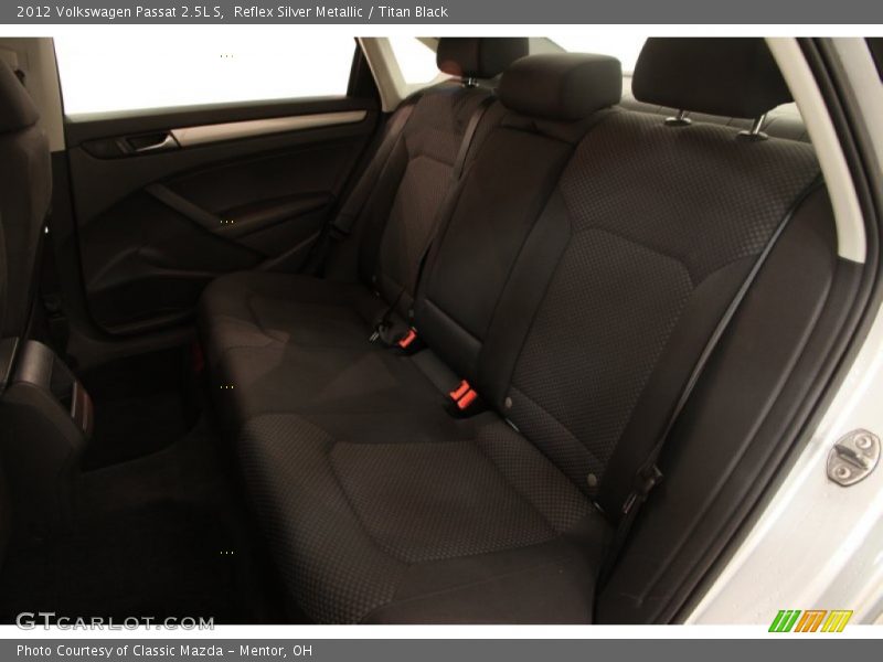 Reflex Silver Metallic / Titan Black 2012 Volkswagen Passat 2.5L S