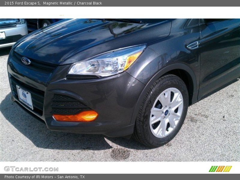 Magnetic Metallic / Charcoal Black 2015 Ford Escape S