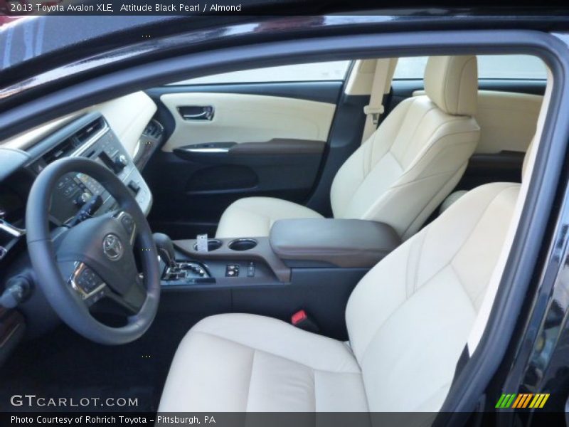 Attitude Black Pearl / Almond 2013 Toyota Avalon XLE