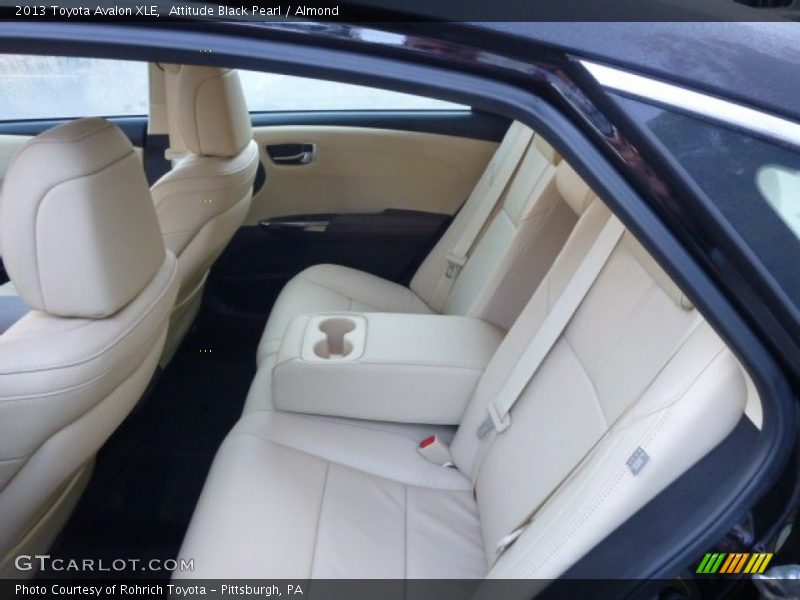 Attitude Black Pearl / Almond 2013 Toyota Avalon XLE