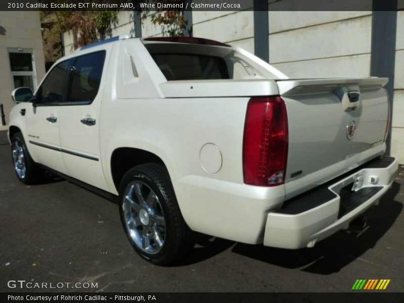 White Diamond / Cashmere/Cocoa 2010 Cadillac Escalade EXT Premium AWD