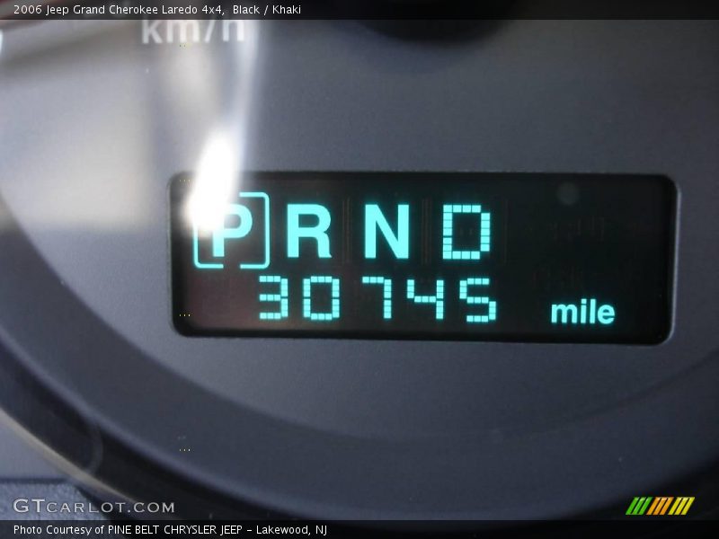Black / Khaki 2006 Jeep Grand Cherokee Laredo 4x4