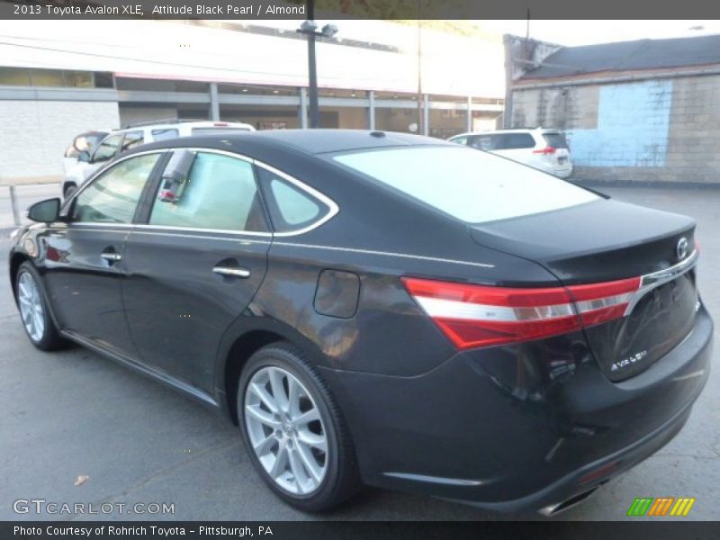 Attitude Black Pearl / Almond 2013 Toyota Avalon XLE