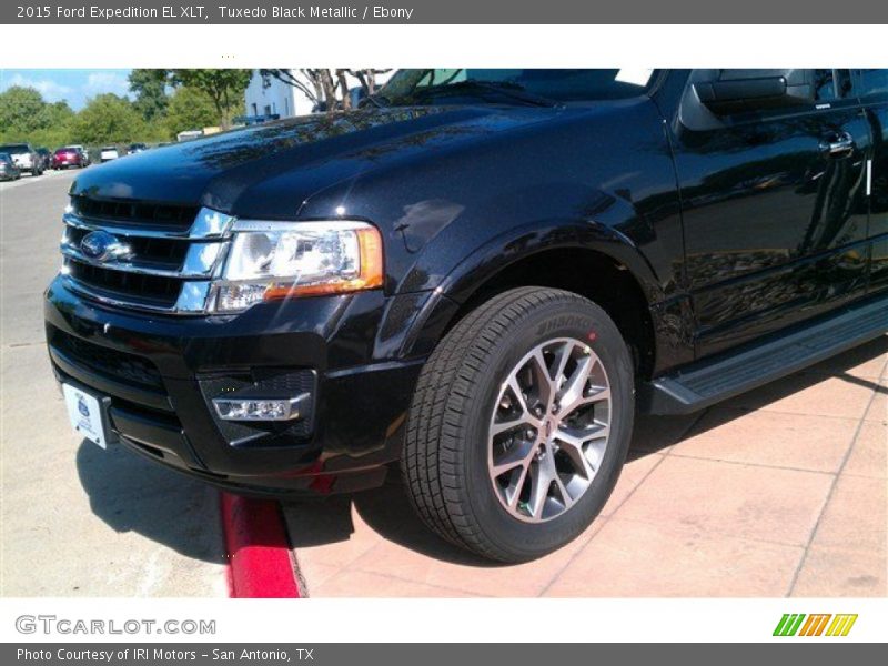 Tuxedo Black Metallic / Ebony 2015 Ford Expedition EL XLT