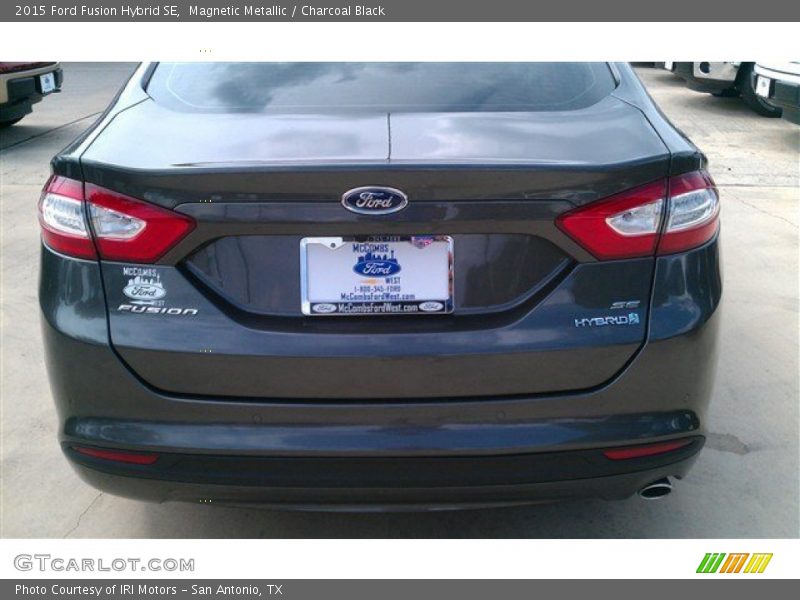 Magnetic Metallic / Charcoal Black 2015 Ford Fusion Hybrid SE