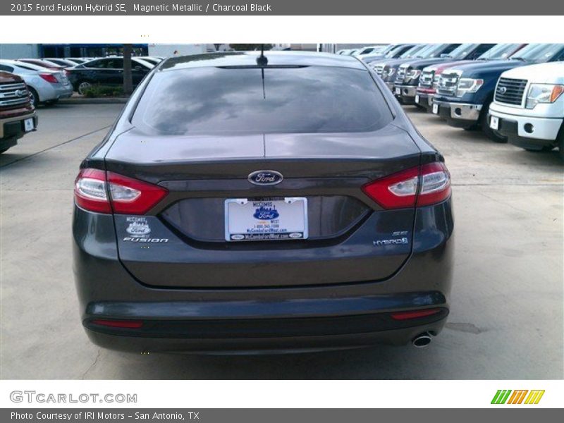 Magnetic Metallic / Charcoal Black 2015 Ford Fusion Hybrid SE