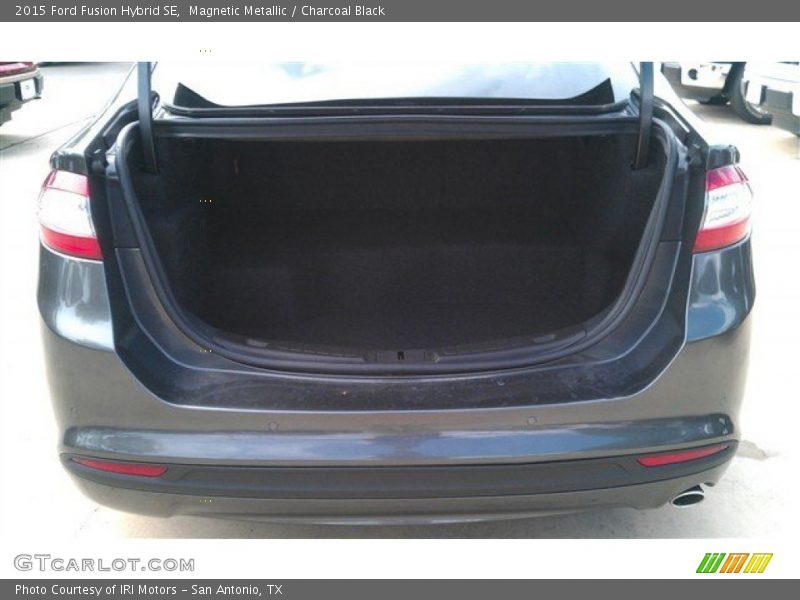 Magnetic Metallic / Charcoal Black 2015 Ford Fusion Hybrid SE