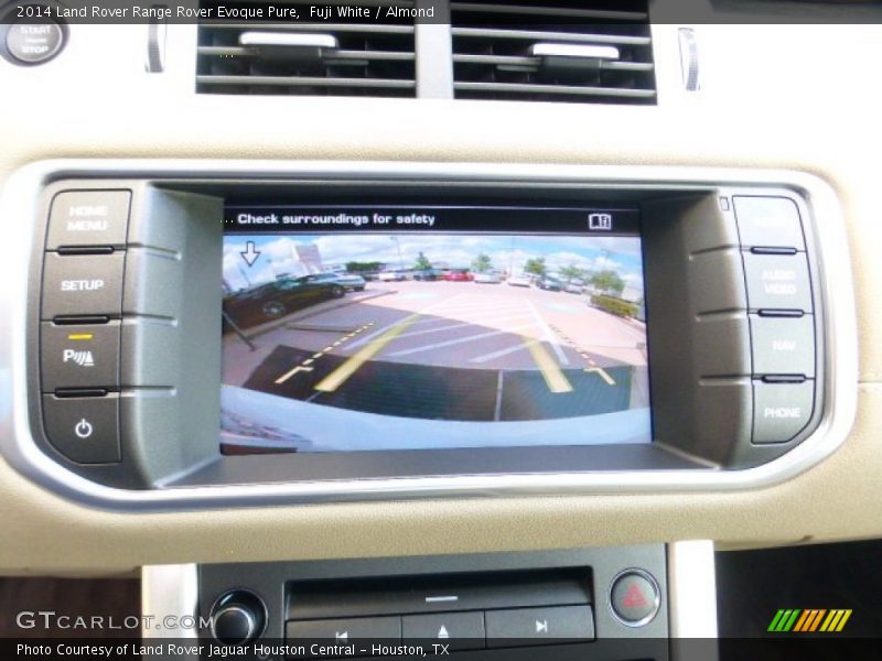 Fuji White / Almond 2014 Land Rover Range Rover Evoque Pure