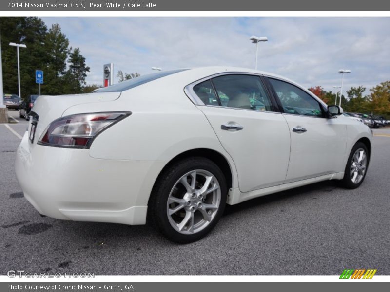 Pearl White / Cafe Latte 2014 Nissan Maxima 3.5 S