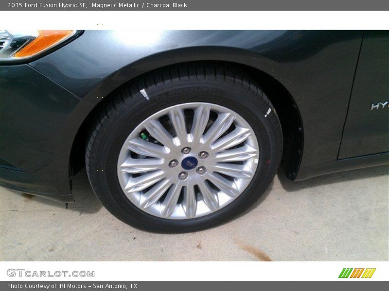  2015 Fusion Hybrid SE Wheel