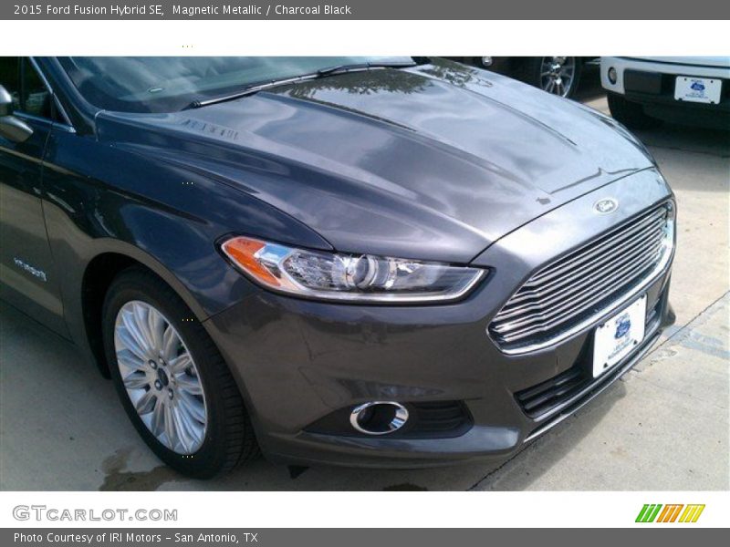 Magnetic Metallic / Charcoal Black 2015 Ford Fusion Hybrid SE