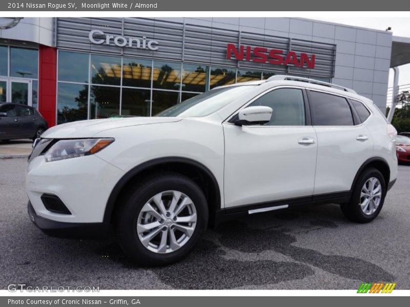 Moonlight White / Almond 2014 Nissan Rogue SV