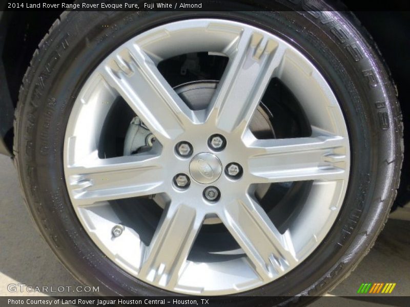 Fuji White / Almond 2014 Land Rover Range Rover Evoque Pure