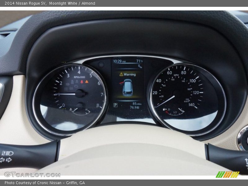 Moonlight White / Almond 2014 Nissan Rogue SV